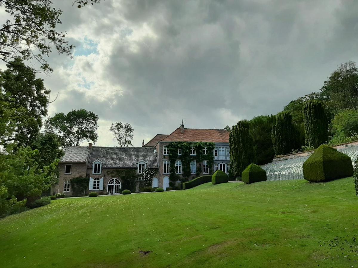 Le Bocage Fleuri Bed & Breakfast Mons Exterior photo